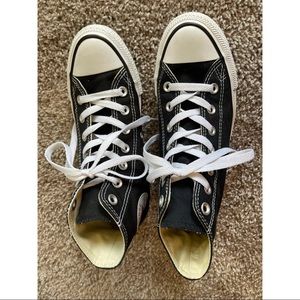 Converse High Top Men’s 5 Woman’s 7